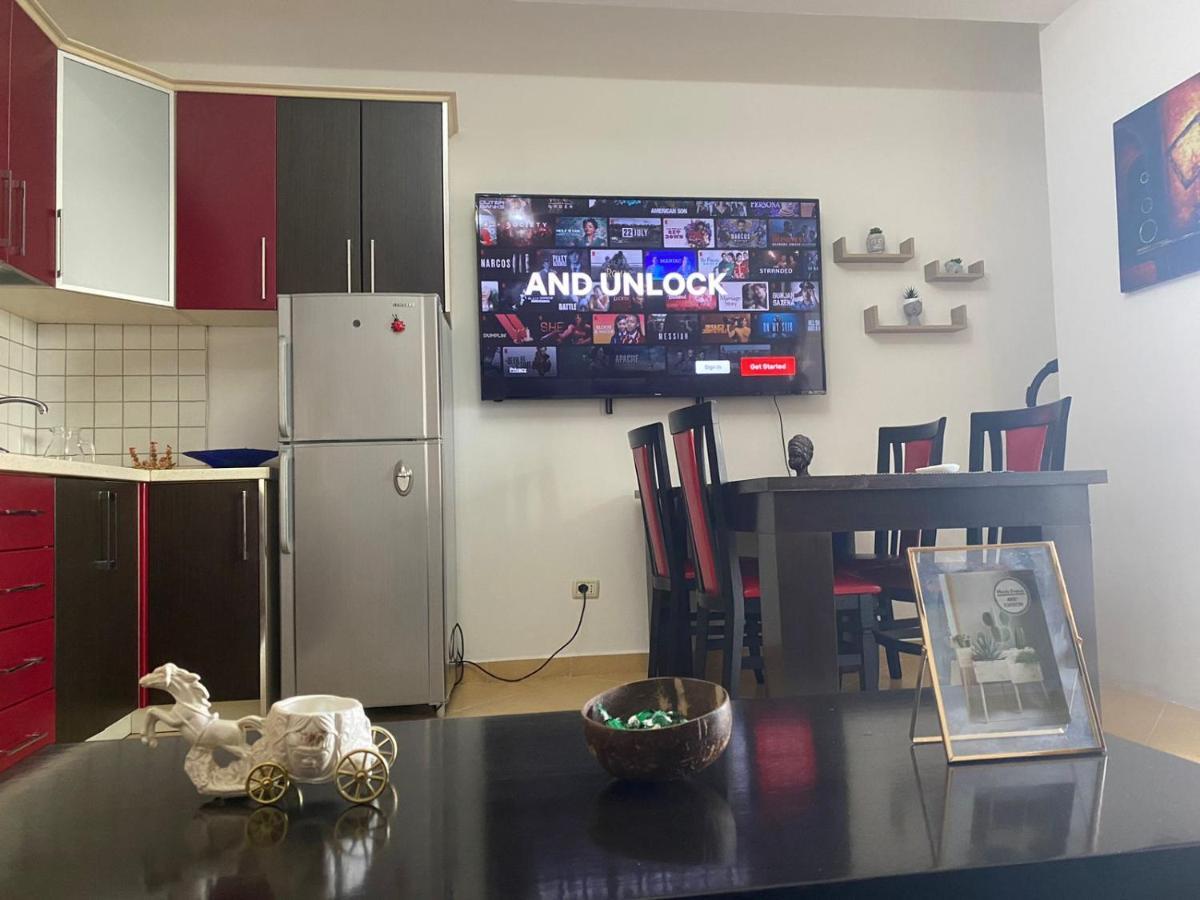 Nicole Apartments Rental Дуррес Екстер'єр фото