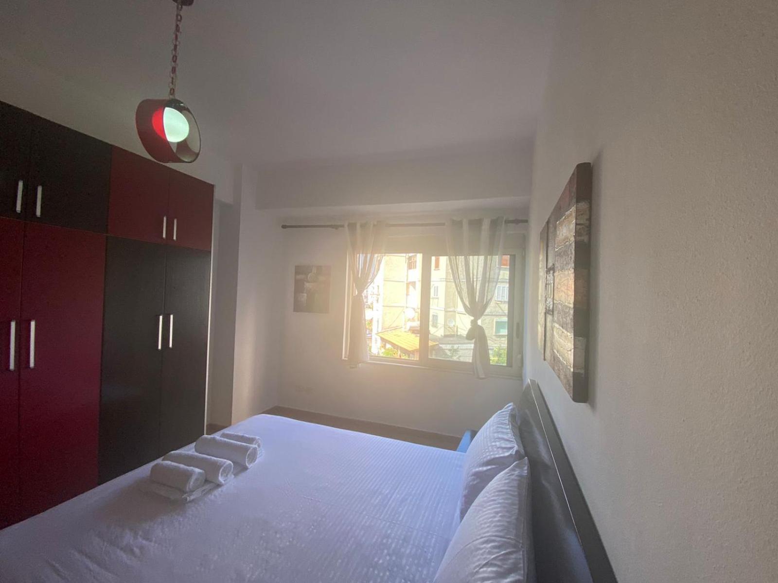 Nicole Apartments Rental Дуррес Екстер'єр фото