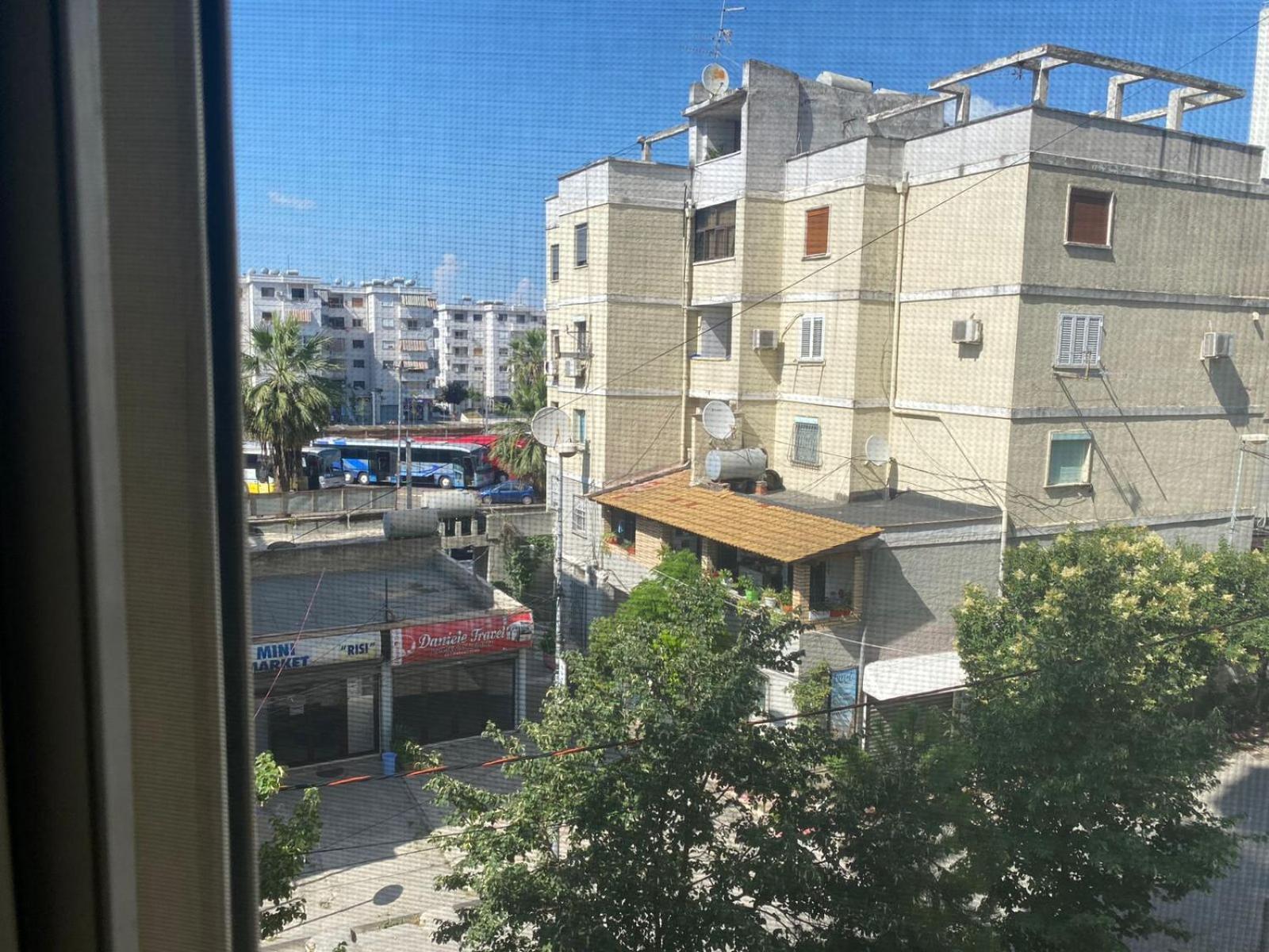 Nicole Apartments Rental Дуррес Екстер'єр фото
