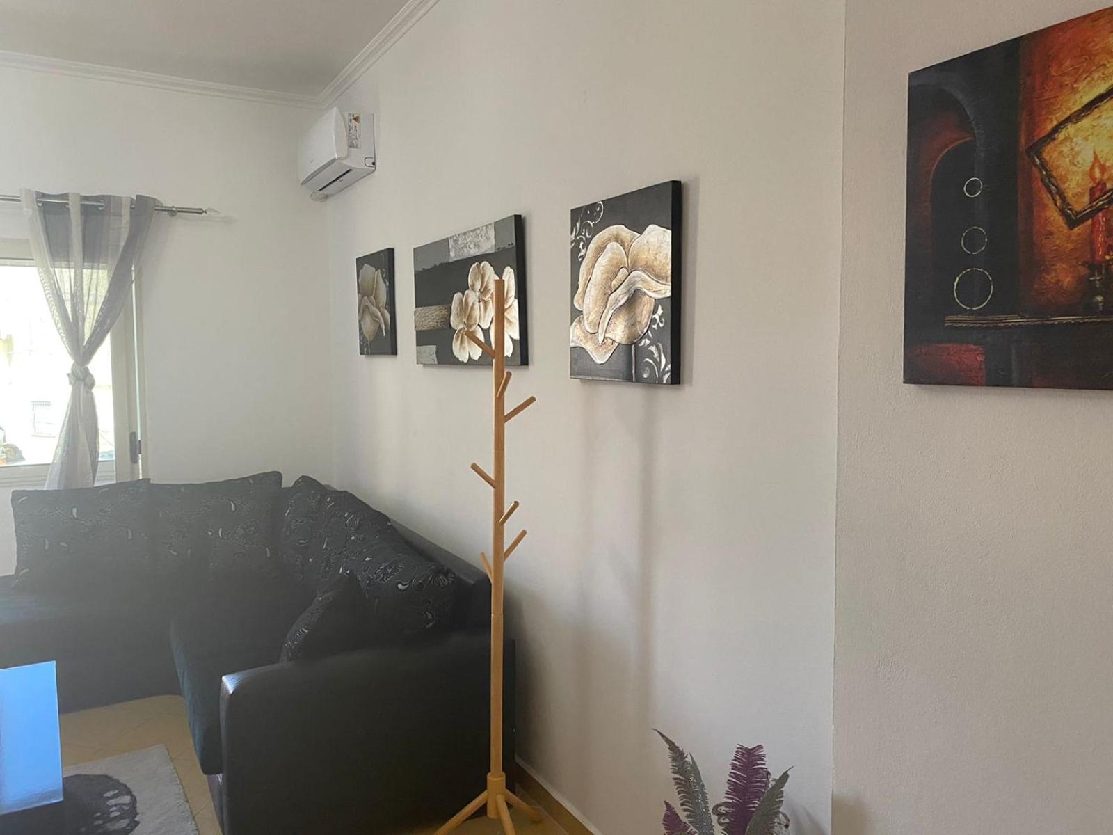 Nicole Apartments Rental Дуррес Екстер'єр фото